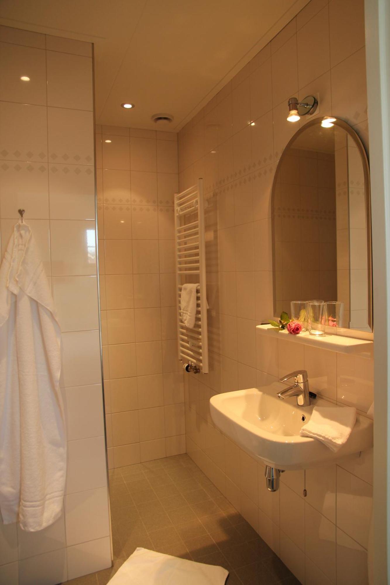 Duinoord Oostkapelle Bed & Breakfast Екстериор снимка
