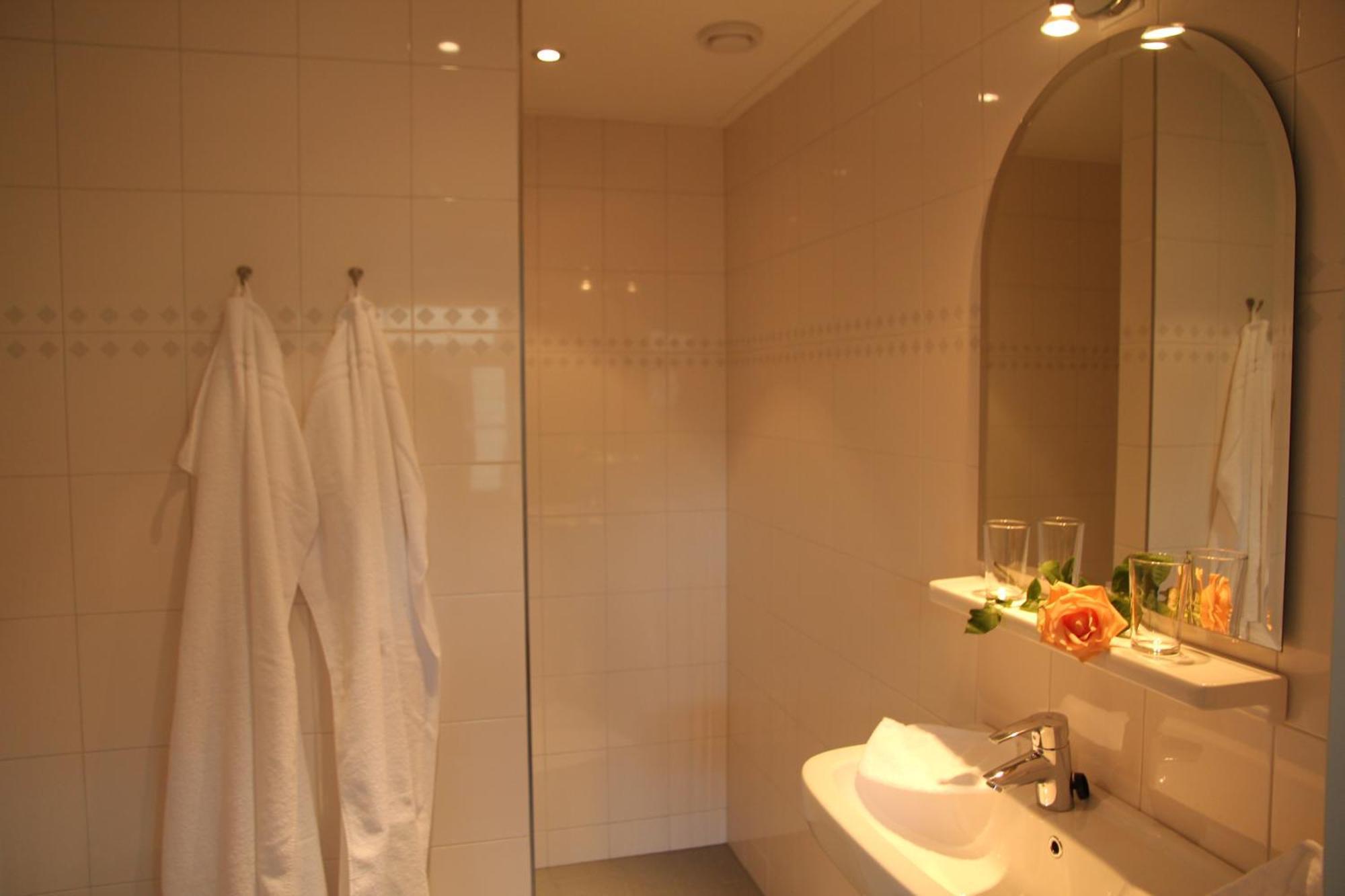 Duinoord Oostkapelle Bed & Breakfast Екстериор снимка