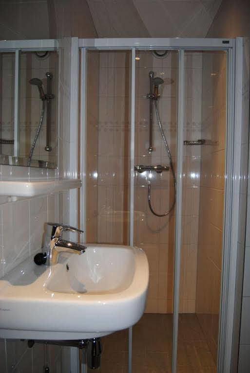 Duinoord Oostkapelle Bed & Breakfast Екстериор снимка